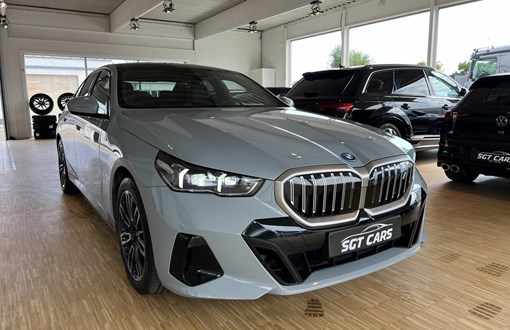 BMW I5